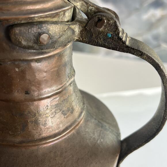 Vintage Hand Forged Lidded Coffee Urn Pitcher Copper Turkish Middle Eastern - Picture 11 of 16